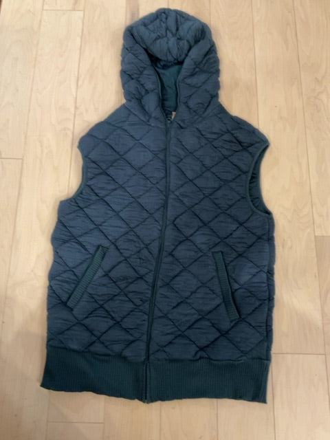 NAVY MONO B LONG HOODED VEST L