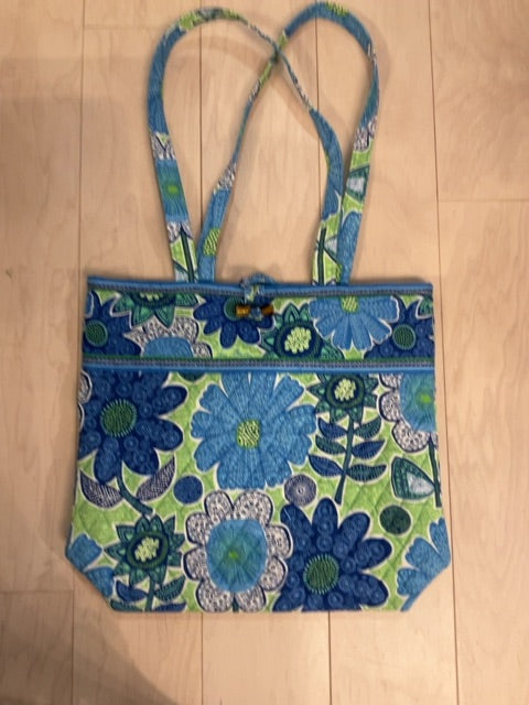 BLUE FLORAL VERA BRADLEY TOTE PURSE