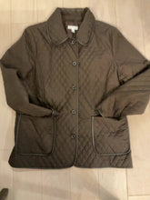 Load image into Gallery viewer, {{ClientCode}} BROWN CHARTER CLUB JACKET, M
