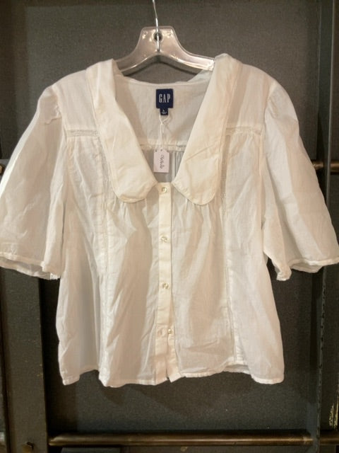 WHITE GAP SHORT SLEEVE SHIRT L