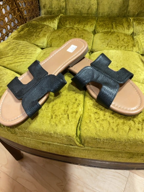 BLACK SOMA SANDAL 7