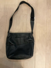 Load image into Gallery viewer, {{ClientCode}} BLACK HAMMITT PURSE
