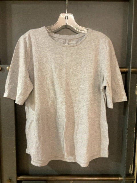 GREY EILEEN FISHER TEE SHIRT M