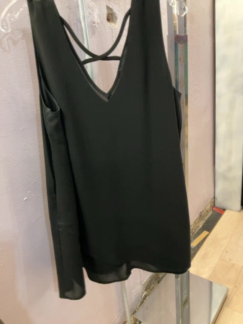BLACK Karen Kane SHEER TANK TOP XL