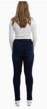 Load image into Gallery viewer, 1822 Denim - 30&quot; Better Butter High Rise Skinny In Lyric (2-20W)
