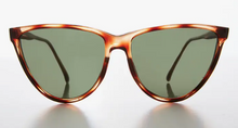 Load image into Gallery viewer, Cat Eye Vintage Sunglasses - Cecile
