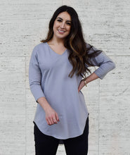 Load image into Gallery viewer, Malorie Tunic in Lilac Grey
